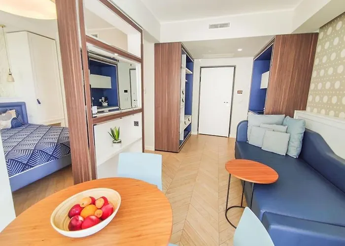 Suite Lovely Fronte Mare Con Servizio Spiaggia